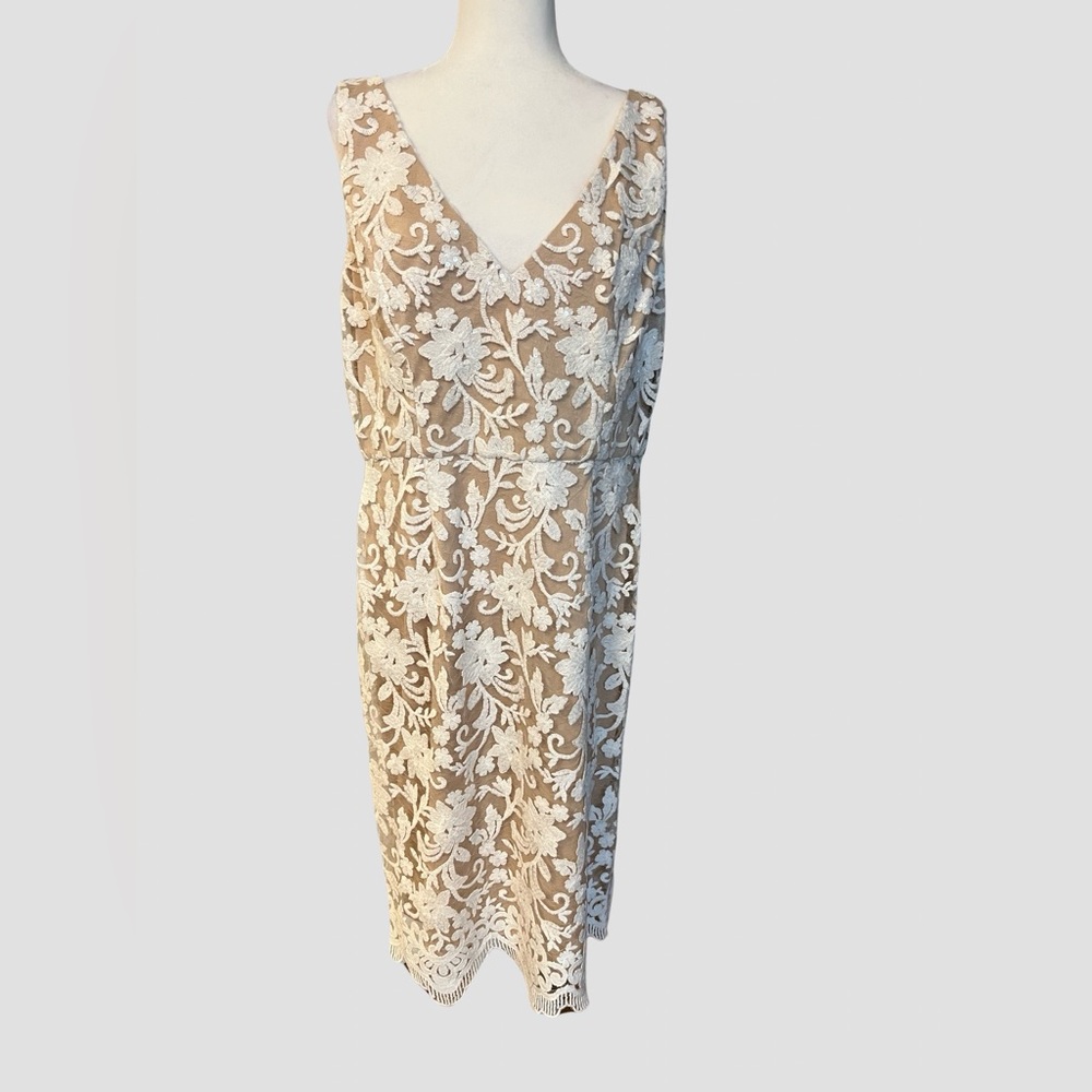 NWT  EMMA STREET Sz 14 sleeveless sequined sheath dress